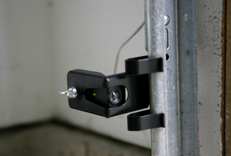 safety reversing sensor in garage